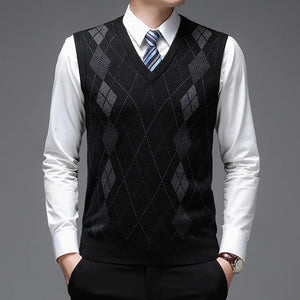 Men's Argyle Patterns Wool Knitwear High Quality Thick Sleeveless Sweater Men's V-Neck Plaid Warm Knit Vest Pullovers