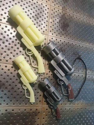 1/12 Soldier Mezco Hellboy Miniature Resin Weapon Scene Props For 6In Four Horsemen Action Figure Model Body
