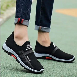 Slip on Mesh Men Shoes Lightweight Sneakers Men Fashion Casual Walking Shoes Breathable Slip on Mens Loafers Zapatillas Hombre