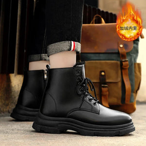 2024 New Style High Top Fashion British Boots Men Black Boots Outdoor Comfort Chelsea Waterproof Anti Slip Men Shoes Short