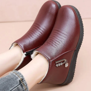 Thick Soled Round Toe Mid Cut Snow Boots for Mothers Warm and Plush Comfortable and Soft Cotton Shoes Women Short Boots