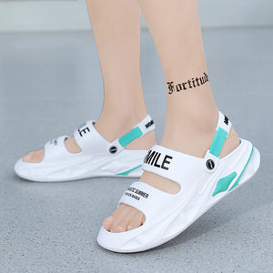 2024 New Men Outdoor Sandals Slippers Beach Comfortable Thick Sole Clogs Men Casual Shoes Garden Shoes Men Women Beach Sandals