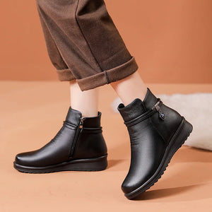 Autumn  Winter Fashion Boots Women Leather Ankle Warm Boots women's casual ankle boots mother flat warm non-slip cotton shoes