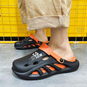 2024 New Men Outdoor Sandals Slippers Beach Comfortable Thick Soft Sole Clogs Men Casual Shoes Garden Shoes Mens Beach Sandals