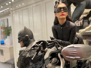 In Stock Original Queen Studio Qs Batman Catwoman Anne Hathawa 1/6 Gk Statue Anime Action Figures Toys Models Collection