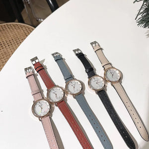 Vintage Casual Small Round Dial Watch Luxury Women's Watches Simple Quartz Watches Sweet Leather Strapl Clock relojes para damas