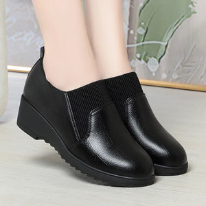 2024 Spring Fashion Comfortable Deep Mouth Soft Leather Loafers Women Platform Wedges Anti-slip Office Mom Work Shoes