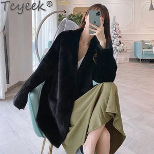 Tcyeek 2023 Winter High-end Real Fur Coat Female Natural Mink Fur Coats Elegant Warm Fur Jacket Fashion Women Clothing V-neck