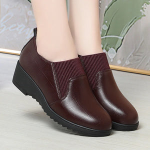 2024 Spring Fashion Comfortable Deep Mouth Soft Leather Loafers Women Platform Wedges Anti-slip Office Mom Work Shoes