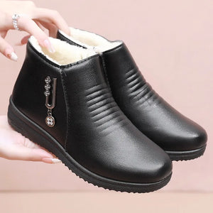 Thick Soled Round Toe Mid Cut Snow Boots for Mothers Warm and Plush Comfortable and Soft Cotton Shoes Women Short Boots